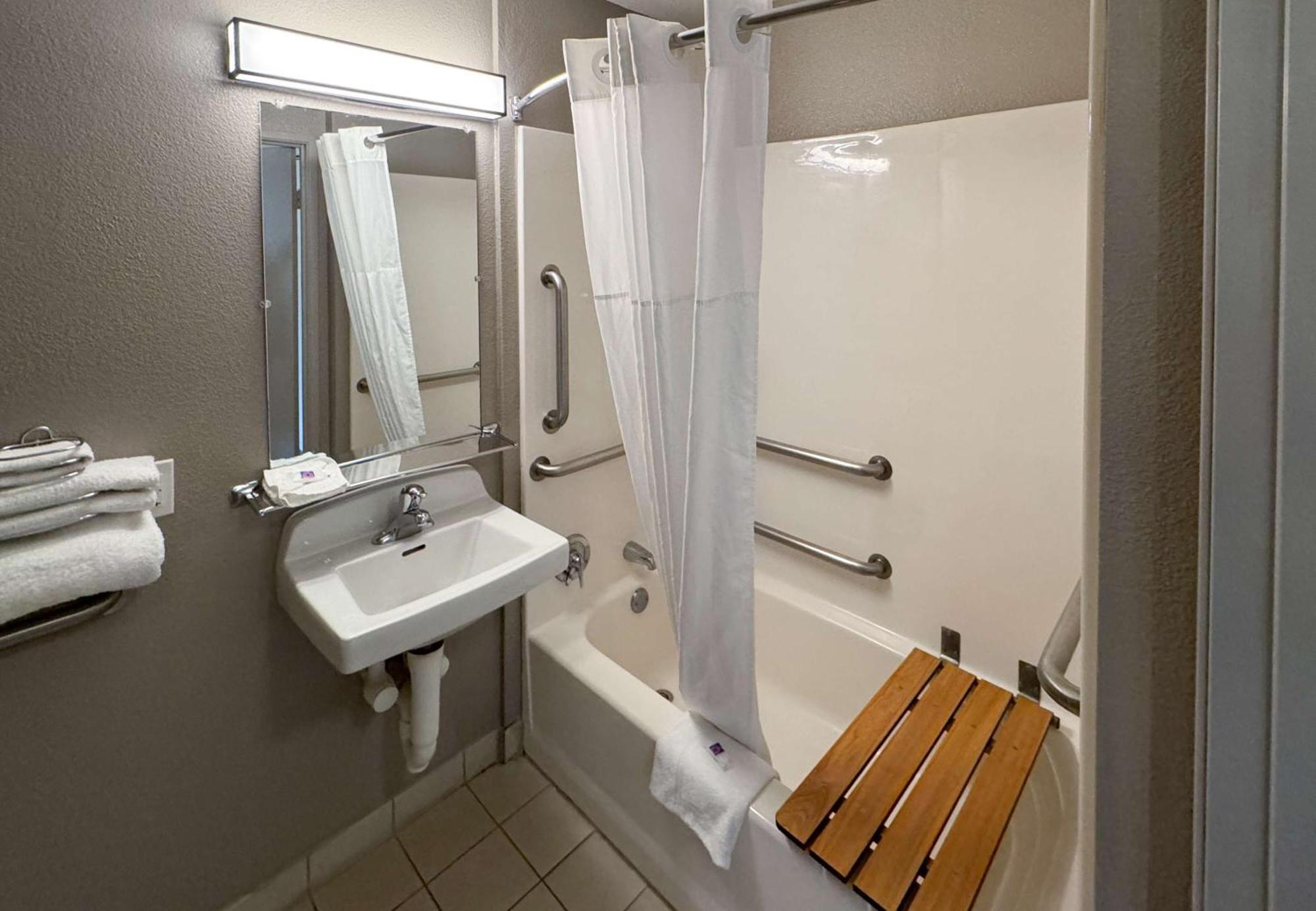 Motel 6-Glenview, Il - Chicago North Экстерьер фото