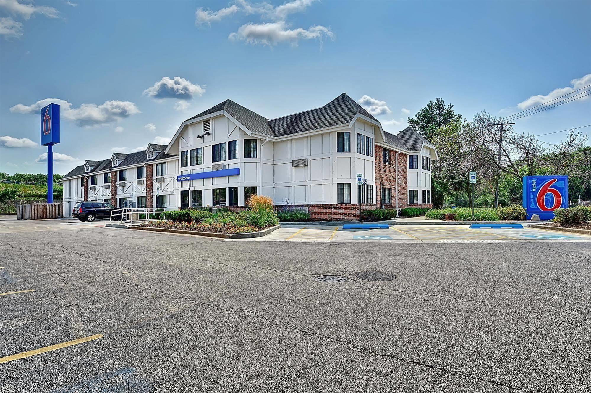 Motel 6-Glenview, Il - Chicago North Экстерьер фото